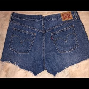 High-Waist Levi Jean Shorts 501